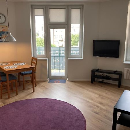 Апартаменты Apartament 5 Minut Od Dworca Glownego W Gdyni Гдыня Экстерьер фото